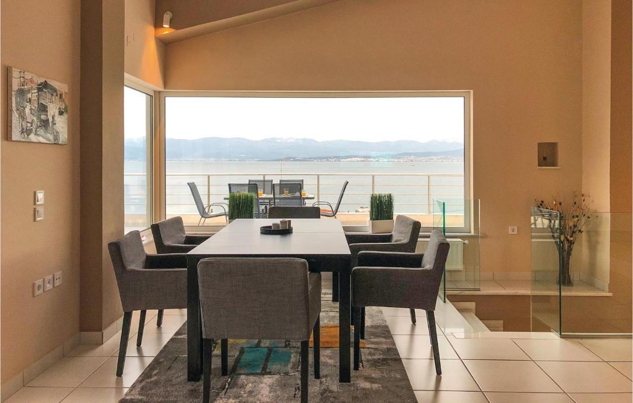 Amazing Home In Chalkida With Wifi Экстерьер фото
